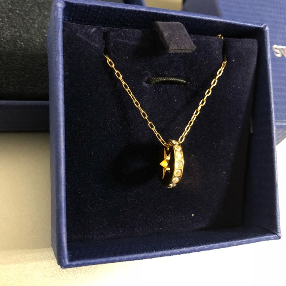 Swarovski star pendant - Picture 2 of 5